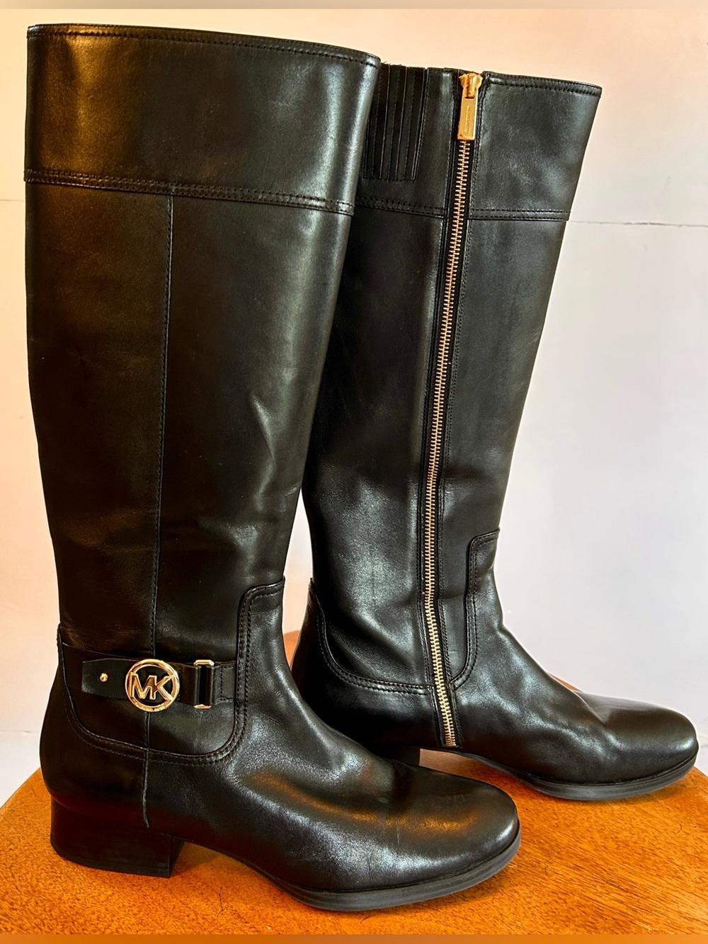 Michael Kors Black Leather MK Logo Knee‑High Riding Boots Women’s Size 10 Zip